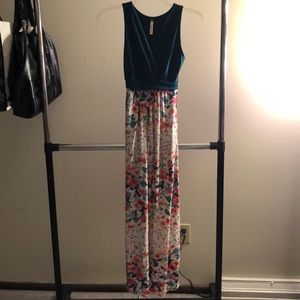 Adore County Maxi Dress in Watercolor Flowers , L